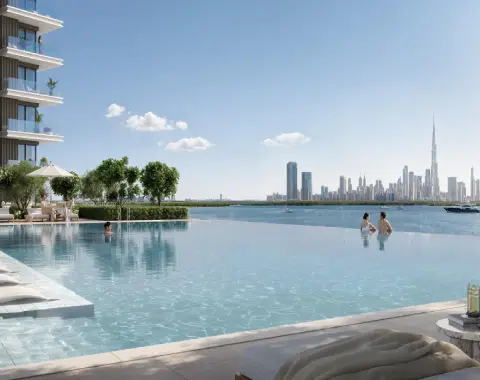 Creek Bay by Emaar Images