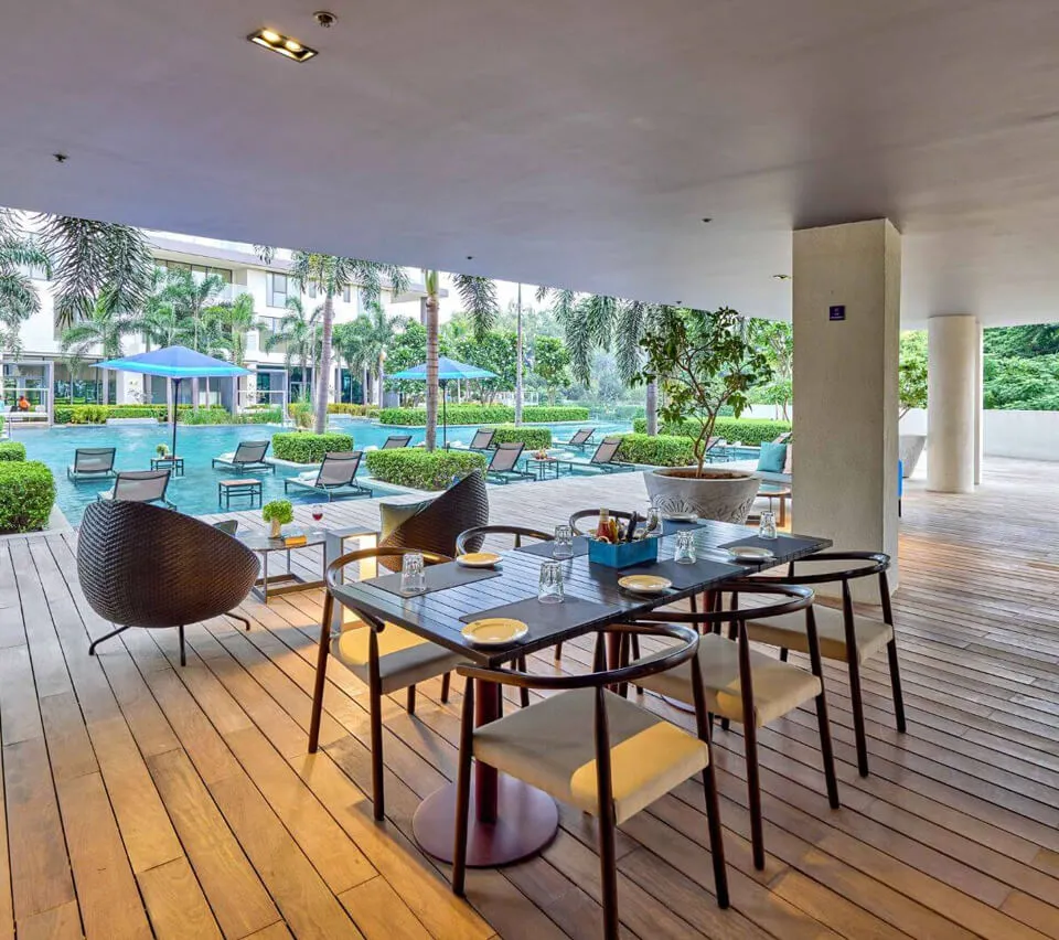 embassy lake terraces gallery