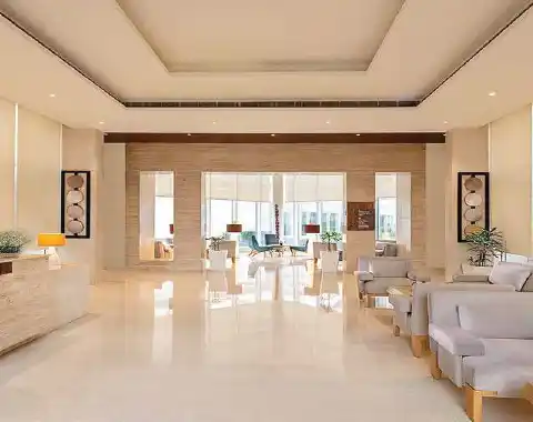 Experion One 42 lobby