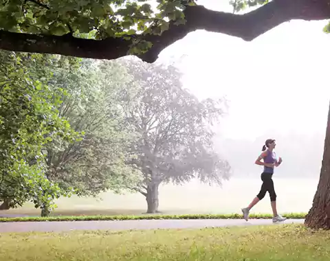 rustomjee 180 bayview Rating