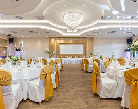 Shapoorji Pallonji BKC 28 specifications